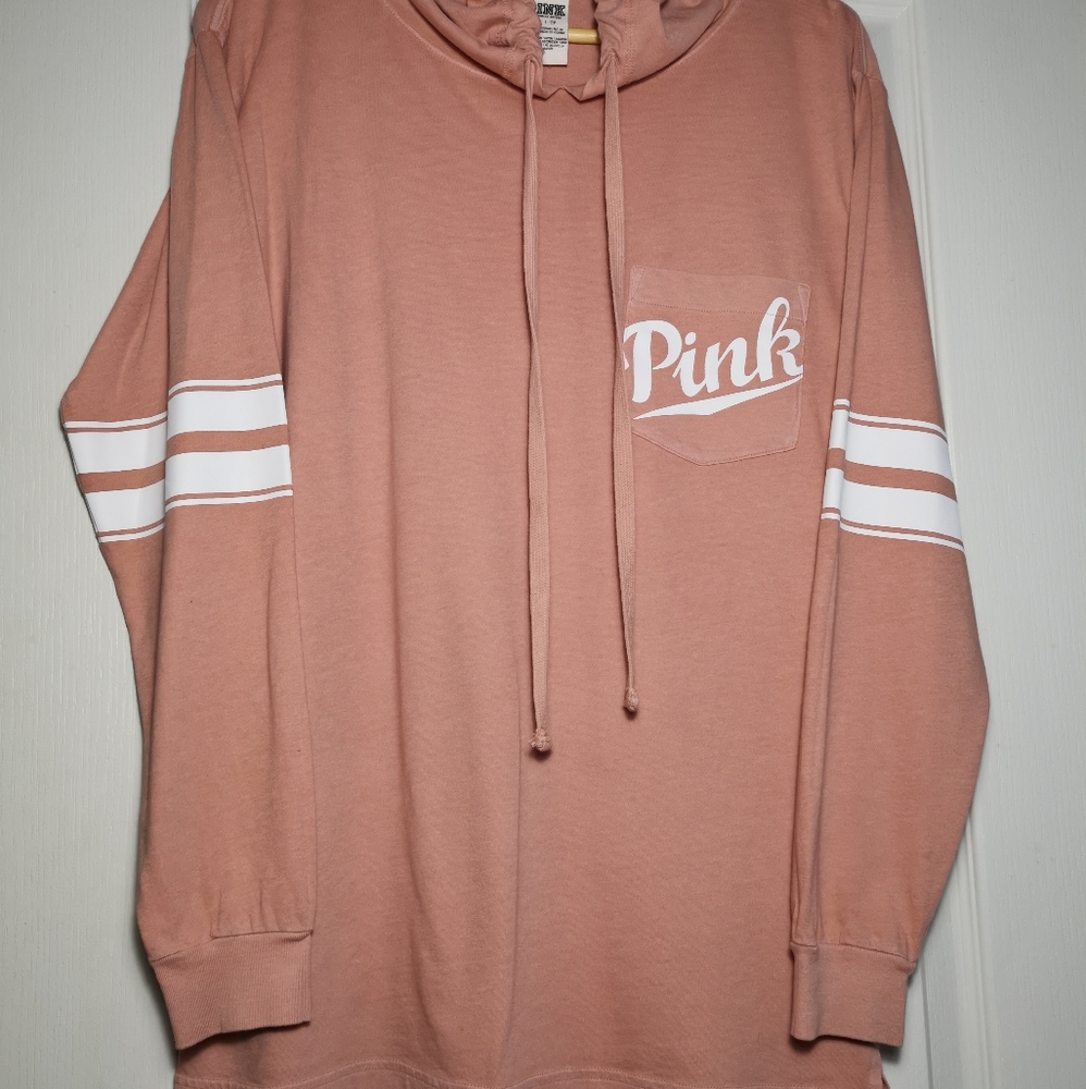 VS PINK 💖 Hooded Long Sleeve Tee